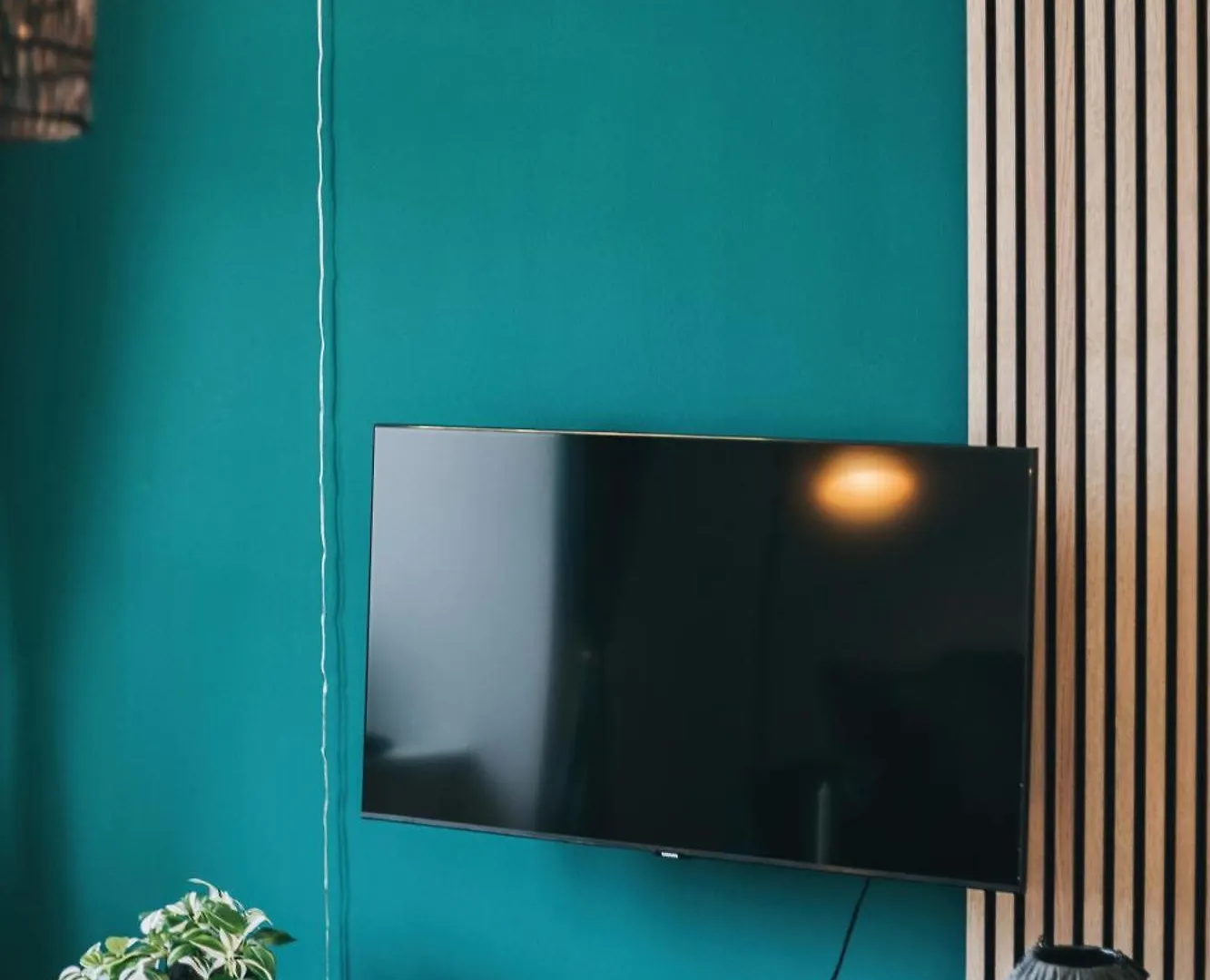 Oasis Appart - Wohnen In Dresden - Netflix - Tiefgarage - Dachterrasse